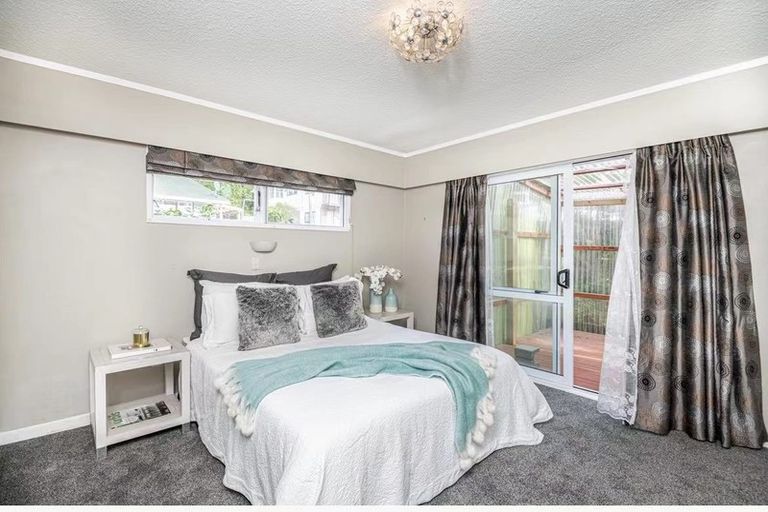 Photo of property in 14 Old Coach Road, Johnsonville, Wellington, 6037