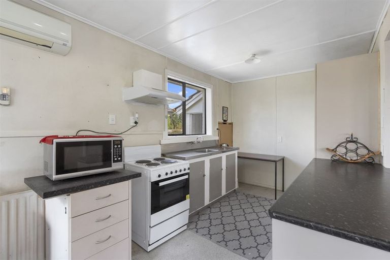 Photo of property in 5 Boyne Avenue, Northcote, Christchurch, 8052