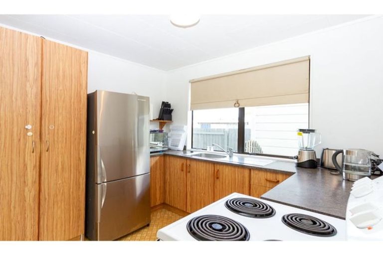 Photo of property in 10a Cedar Grove, Highbury, Palmerston North, 4412