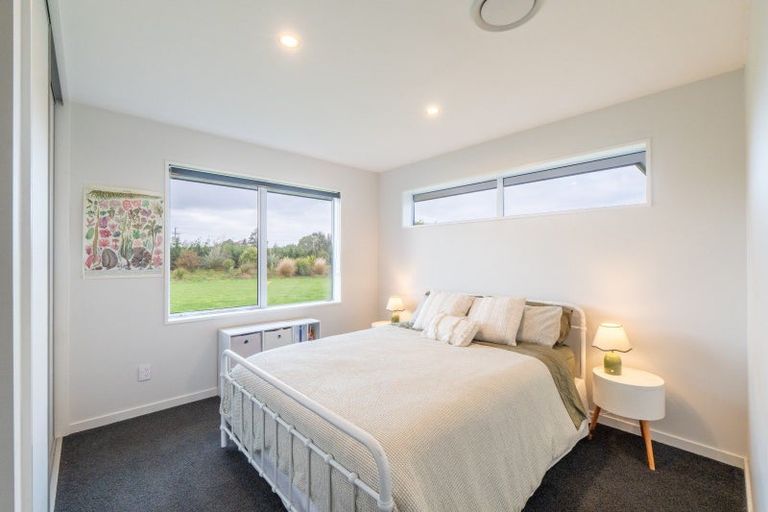 Photo of property in 67 Watt Road, Otatara, Invercargill, 9879