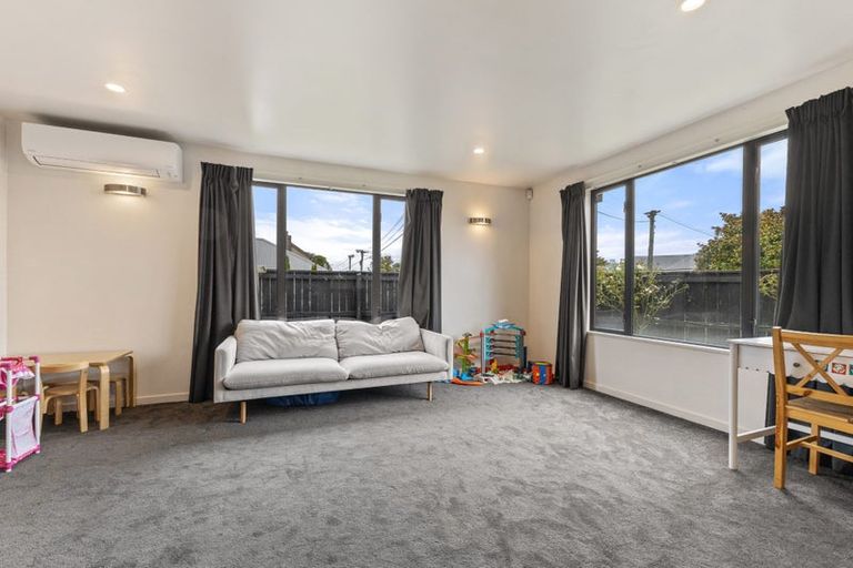 Photo of property in 1 Trist Place, Edgeware, Christchurch, 8013