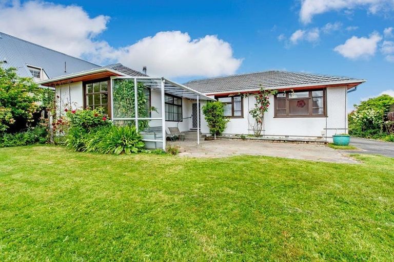 Photo of property in 16 Bradshaw Terrace, Riccarton, Christchurch, 8011