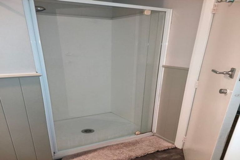 Photo of property in 36 Gibbons Street, Upper Hutt Central, Upper Hutt, 5018