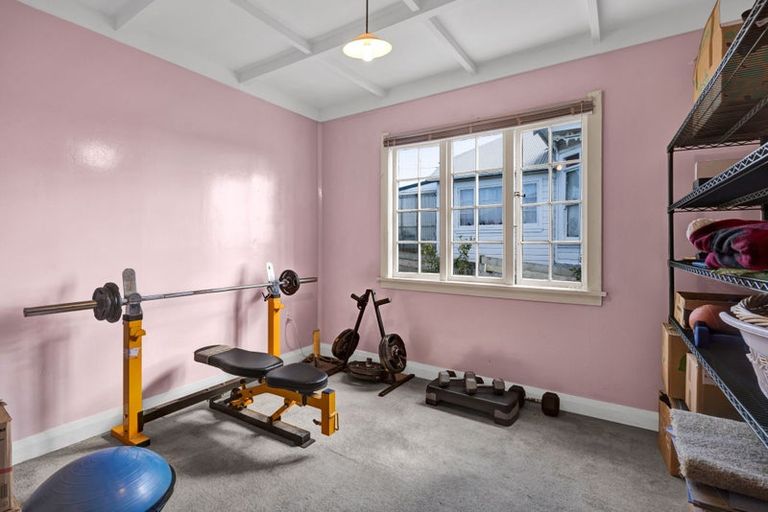 Photo of property in 6 Devon Street, Patea, 4520