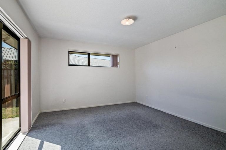 Photo of property in 14 Wrights Road, Addington, Christchurch, 8024