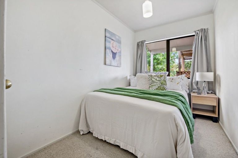 Photo of property in 85 Evelyn Road, Cockle Bay, Auckland, 2014