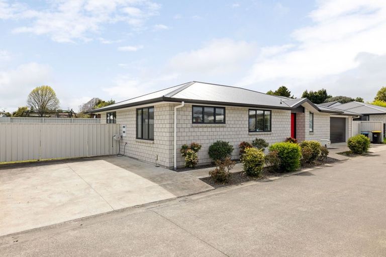 Photo of property in 2/13 Walmsley Street, Kihikihi, Te Awamutu, 3800