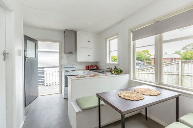 Photo of property in 92 Herbert Street, Masterton, 5810
