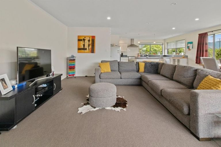 Photo of property in 42 Maude Street, Waimate, 7924