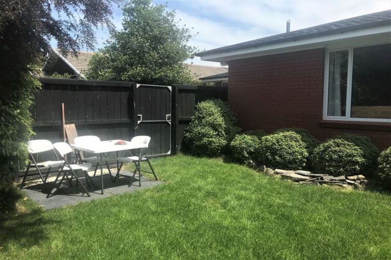 Photo of property in 13 Straven Road, Riccarton, Christchurch, 8011