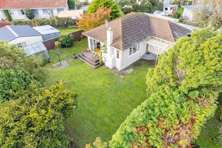 Photo of property in 19 Naenae Road, Naenae, Lower Hutt, 5011