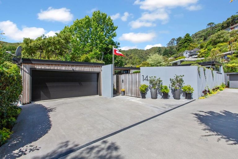 Photo of property in 14 Cheviot Road, Lowry Bay, Lower Hutt, 5013
