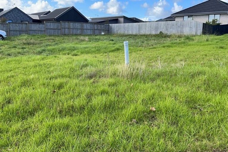 Photo of property in 6 Dame Nganeko Drive, Glenbrook, 2681