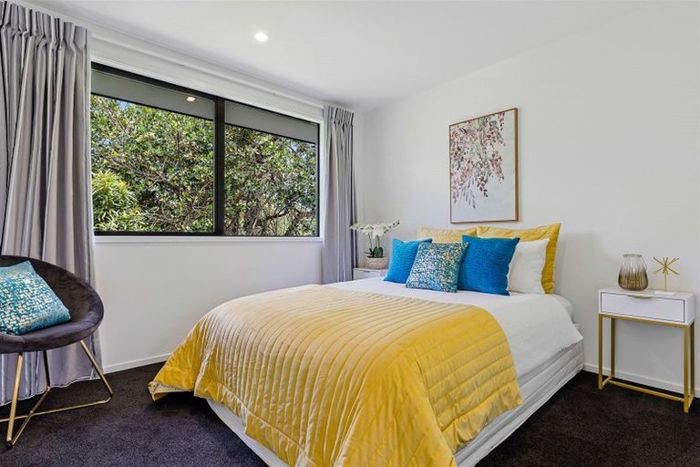 Photo of property in 62 Straven Road, Fendalton, Christchurch, 8014