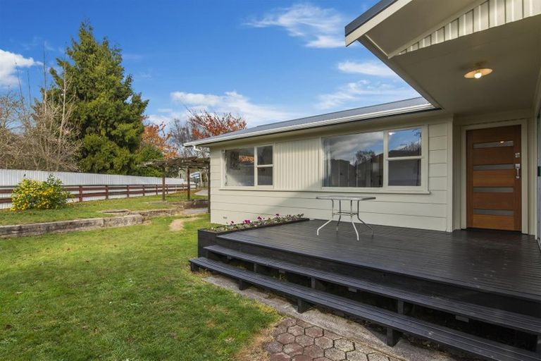Photo of property in 8 Thackeray Place, Owhata, Rotorua, 3010