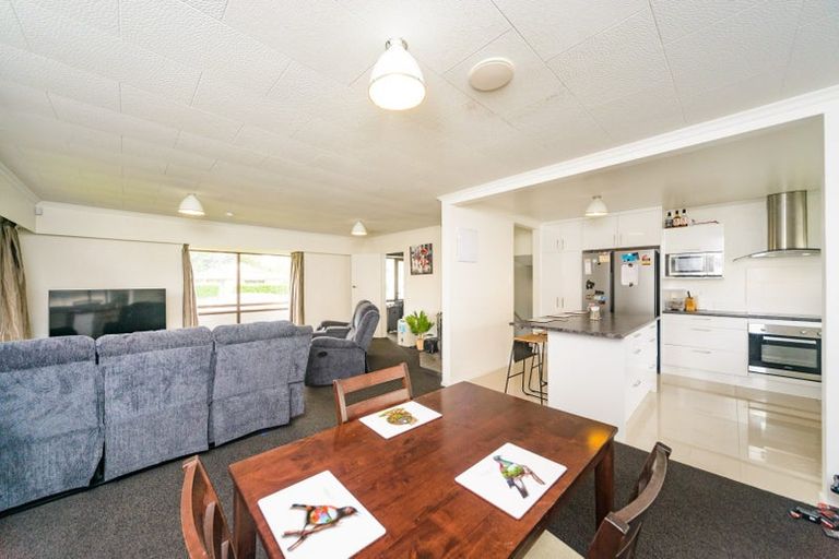 Photo of property in 417 College Street, Hokowhitu, Palmerston North, 4410