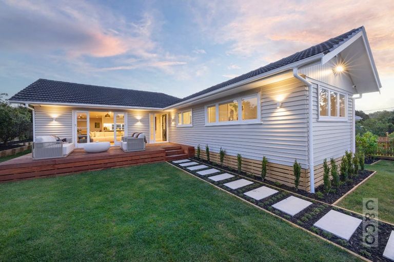 Photo of property in 2 Queen Street, Riverhead, 0820