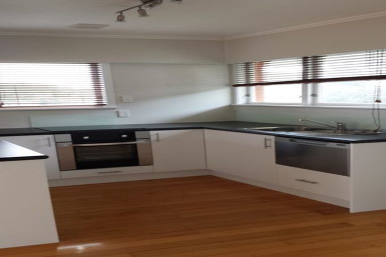 Photo of property in 3/264 Lake Road, Hauraki, Auckland, 0622