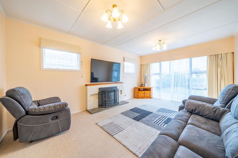Photo of property in 6 Mckay Street, Wainuiomata, Lower Hutt, 5014