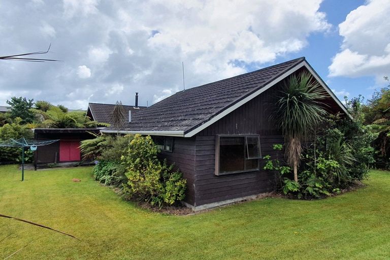 Photo of property in 14 Nolan Crescent, Karoro, Greymouth, 7805