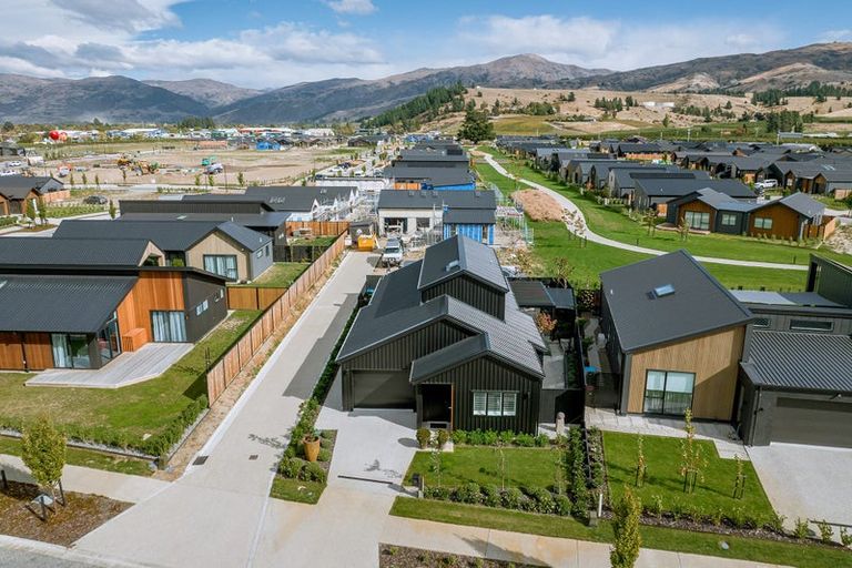 Photo of property in 2 Magnum Drive, Cromwell, 9310