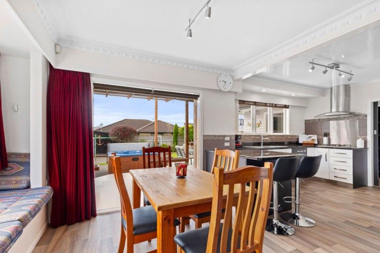 Photo of property in 401 Otumoetai Road, Otumoetai, Tauranga, 3110