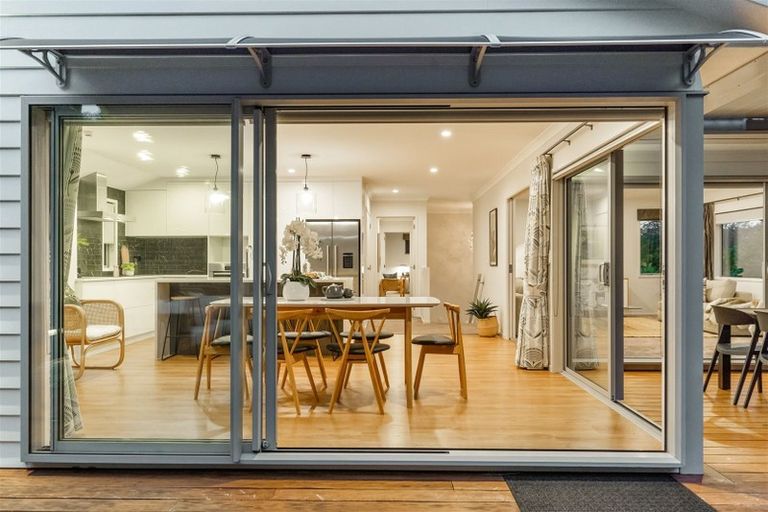 Photo of property in 21a Channel View Road, Campbells Bay, Auckland, 0630