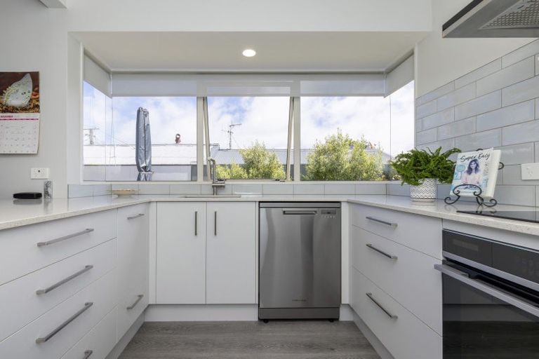 Photo of property in 5a Nathan Avenue, Paraparaumu Beach, Paraparaumu, 5032