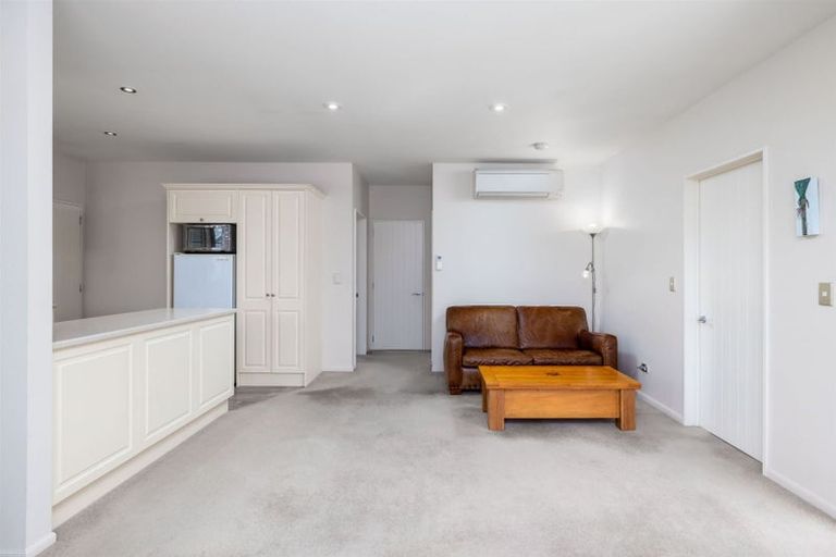 Photo of property in 22 Streamside Court, Woolston, Christchurch, 8062