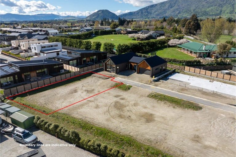 Photo of property in 15 Kamana Rise, Wanaka, 9382