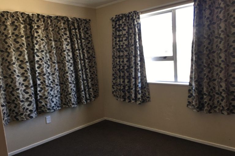 Photo of property in 13a Petherick Street, Taita, Lower Hutt, 5011