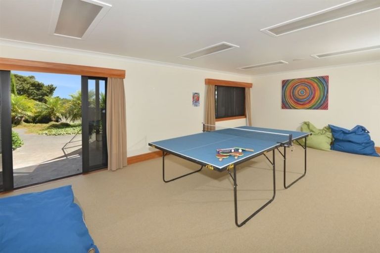 Photo of property in 60 Owhiwa Road, Parua Bay, Onerahi, 0192