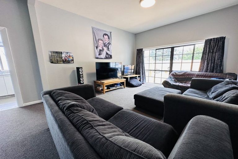 Photo of property in 1/52 Donegal Street, Belfast, Christchurch, 8051