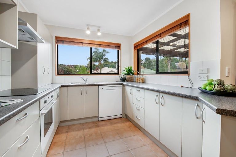 Photo of property in 4 Red Hibiscus Road, Stanmore Bay, Whangaparaoa, 0932