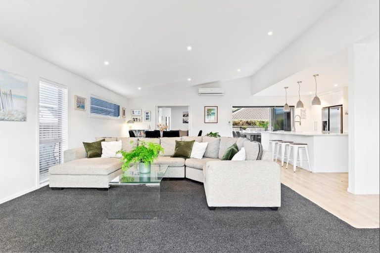 Photo of property in 9 Trevally Place, Snells Beach, 0920