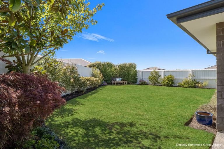 Photo of property in 6 Galatos Street, Rangiora, 7400