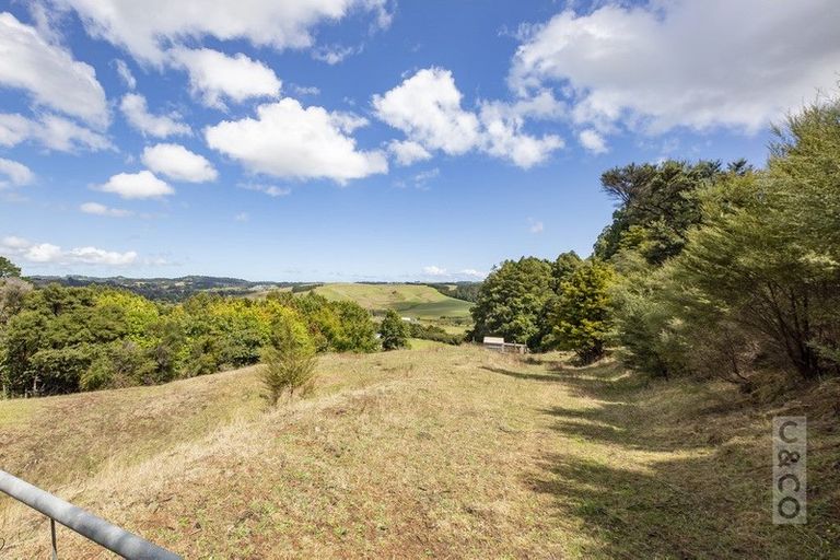 Photo of property in 75 Taylor Road, Waimauku, 0882