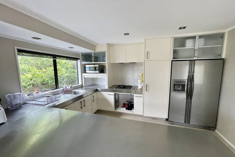 Photo of property in 1/4a Beresford Street, Bayswater, Auckland, 0622