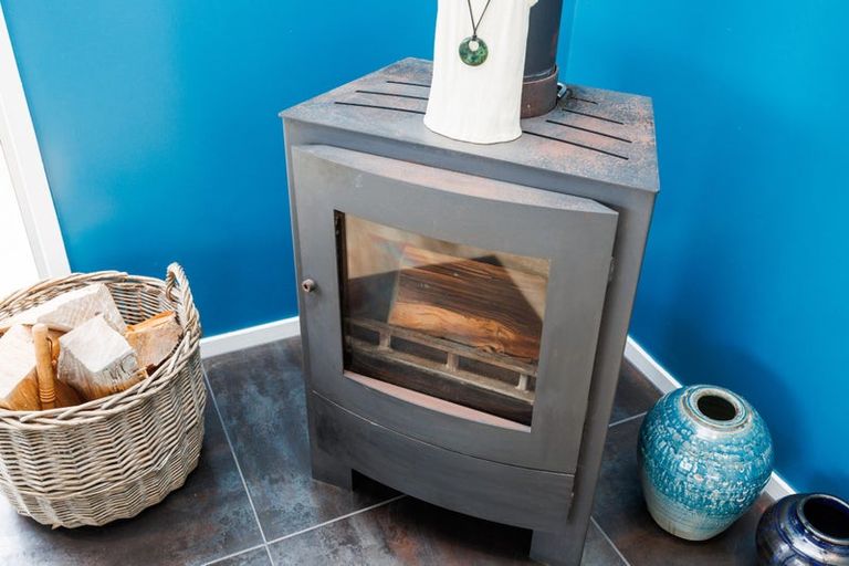 Photo of property in 18 Robbie Street, Foxton Beach, Foxton, 4815