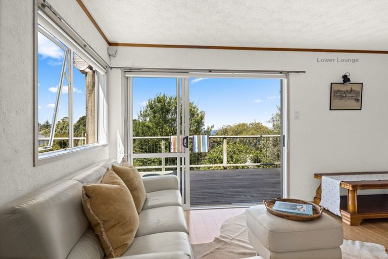 Photo of property in 43 Cumberland Street, Leigh, 0985