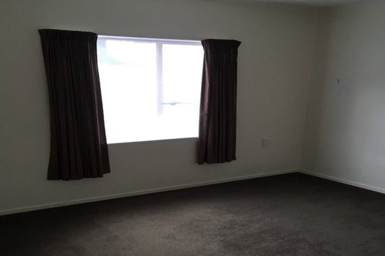 Photo of property in 70 Toi Street, Otaki Beach, Otaki, 5512