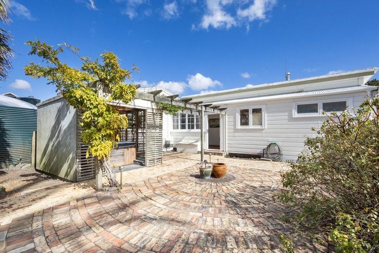 Photo of property in 3 Wilson Street, Te Kopuru, 0391