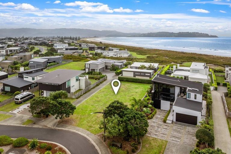 Photo of property in 45 Kokopu Street, Omaha, 0986