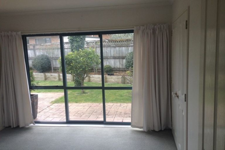 Photo of property in 9 Halstead Place, Huntington Park, Auckland, 2013