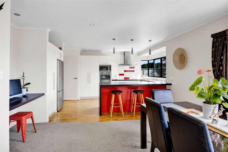 Photo of property in 4 Corokia Street, Bell Block, New Plymouth, 4312