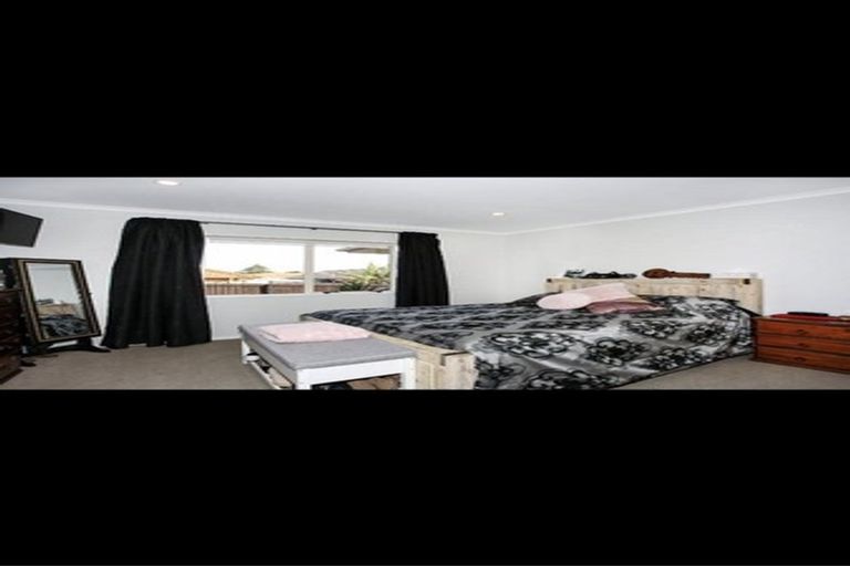 Photo of property in 12 Prado Drive, Pukekohe, 2120