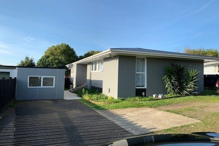 Photo of property in 100 Kitchener Road, Waiuku, 2123