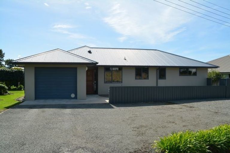 Photo of property in 60 Tiverton Street, Palmerston, 9430