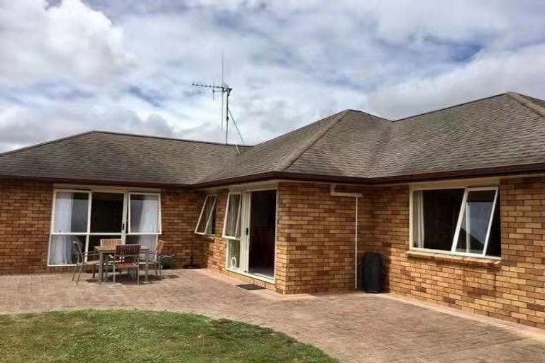 Photo of property in 59 Saint James Drive, Huntington, Hamilton, 3210