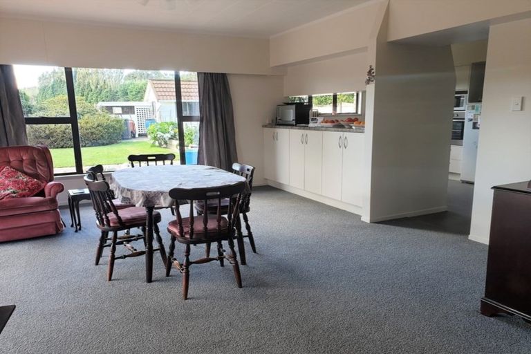 Photo of property in 12 Smith Street, Dannevirke, 4930
